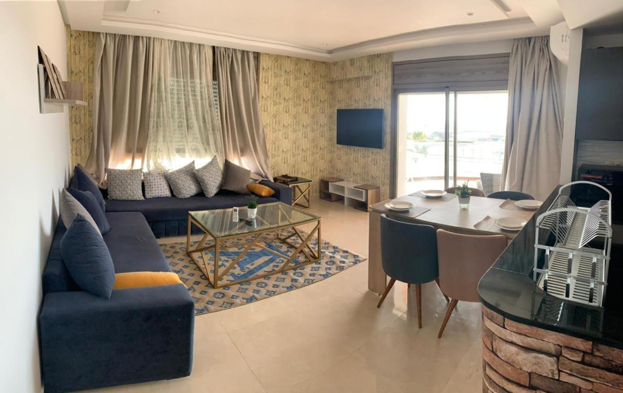 Puerto Marina Apartment Асила Екстериор снимка