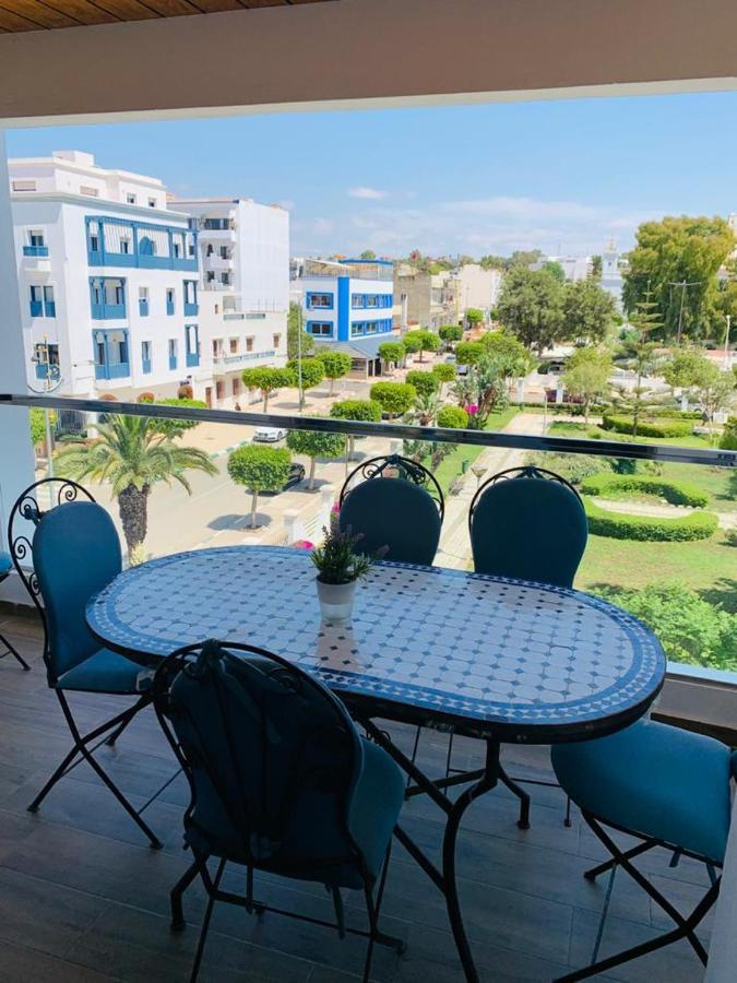 Puerto Marina Apartment Асила Екстериор снимка