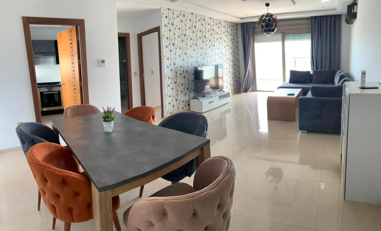 Puerto Marina Apartment Асила Екстериор снимка