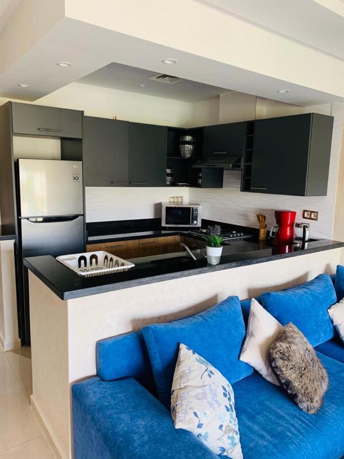 Puerto Marina Apartment Асила Екстериор снимка