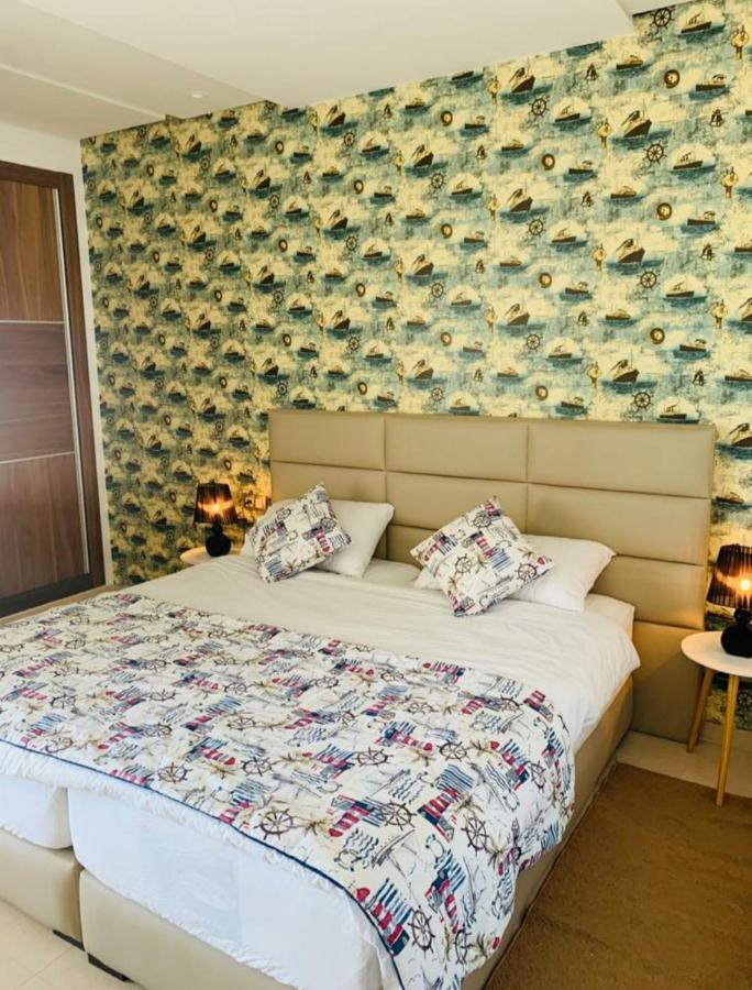 Puerto Marina Apartment Асила Екстериор снимка