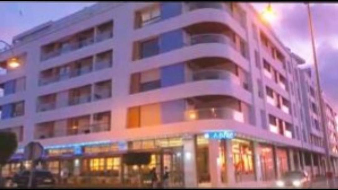Puerto Marina Apartment Асила Екстериор снимка