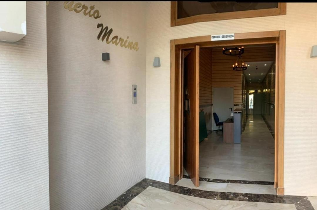 Puerto Marina Apartment Асила Екстериор снимка