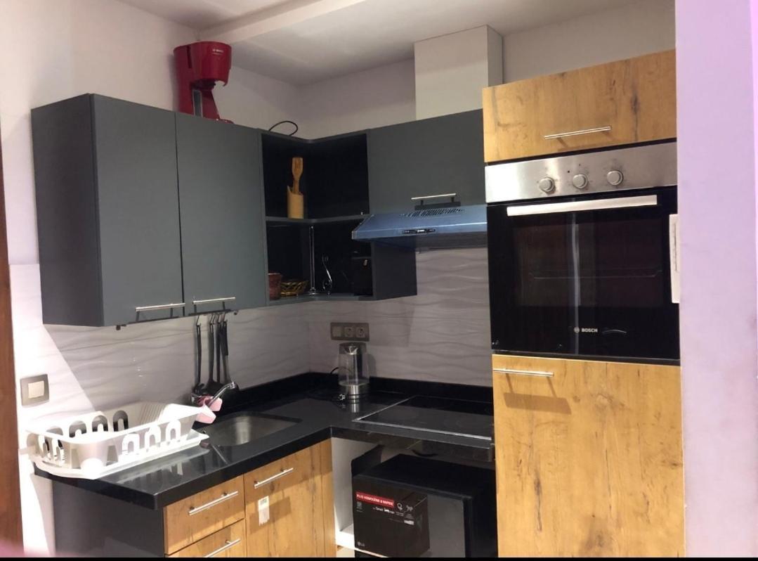 Puerto Marina Apartment Асила Екстериор снимка