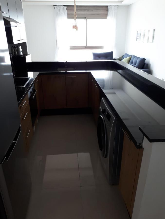 Puerto Marina Apartment Асила Екстериор снимка